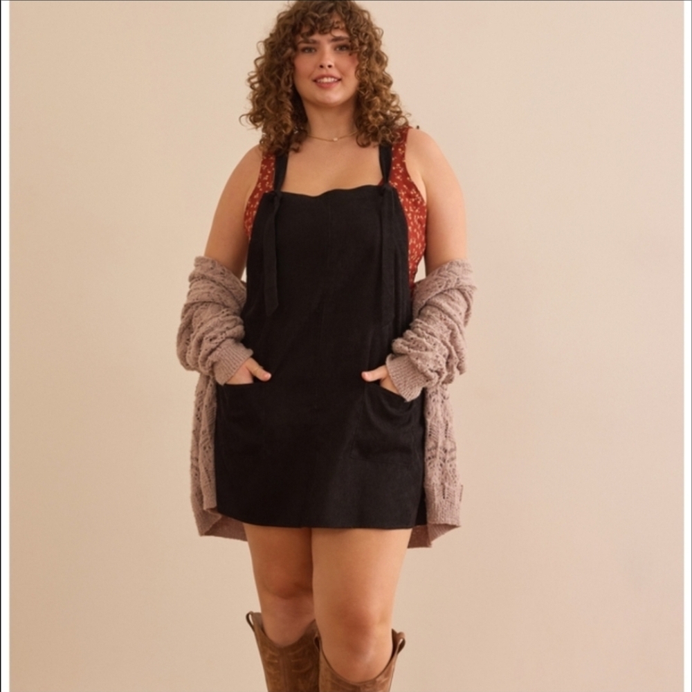 Arula Black Corduroy Dress